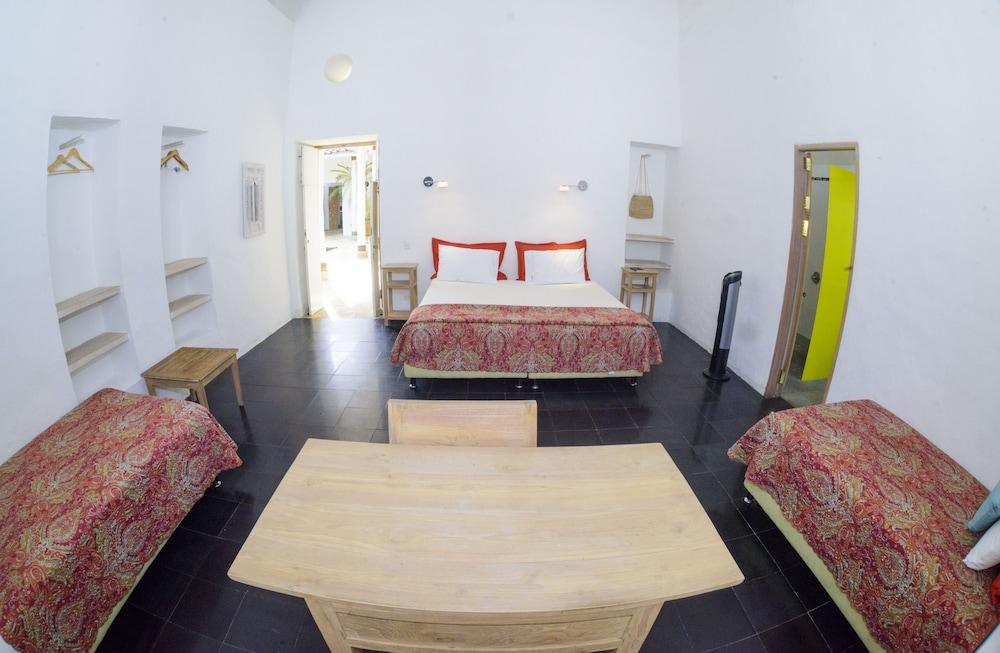 Casa Oniri Hotel Boutique