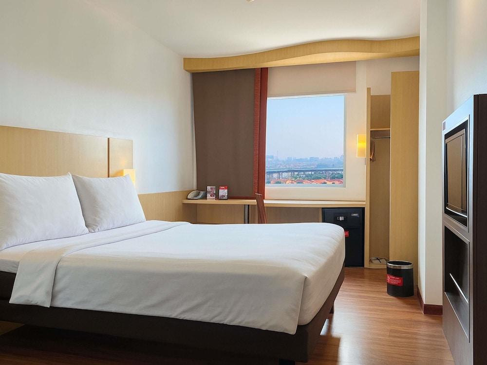 Ibis Bandung Pasteur