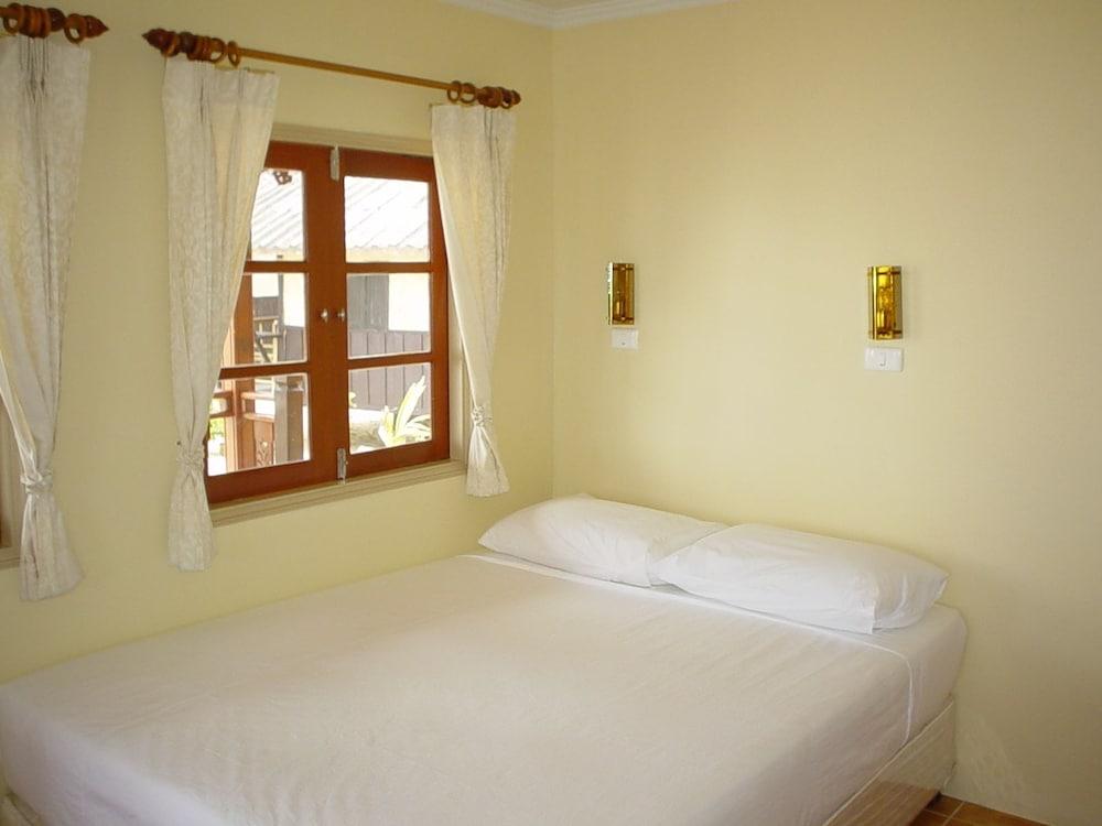 Phangan Rainbow Bungalows