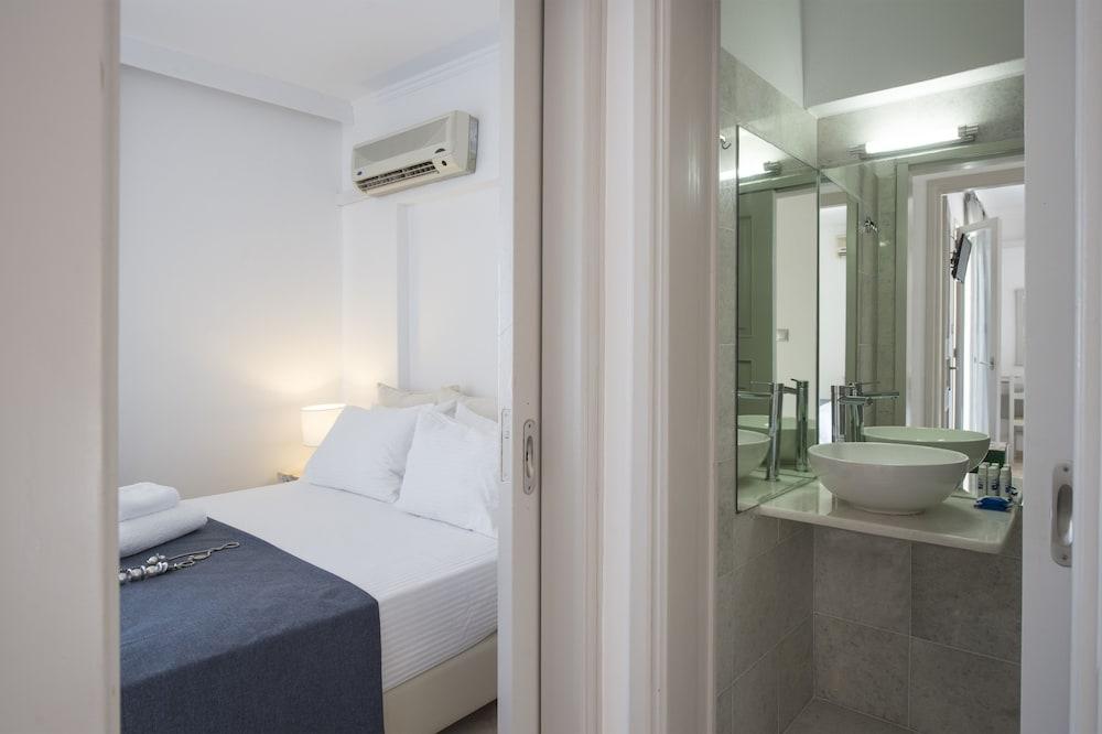 Kanale's Rooms and Suites