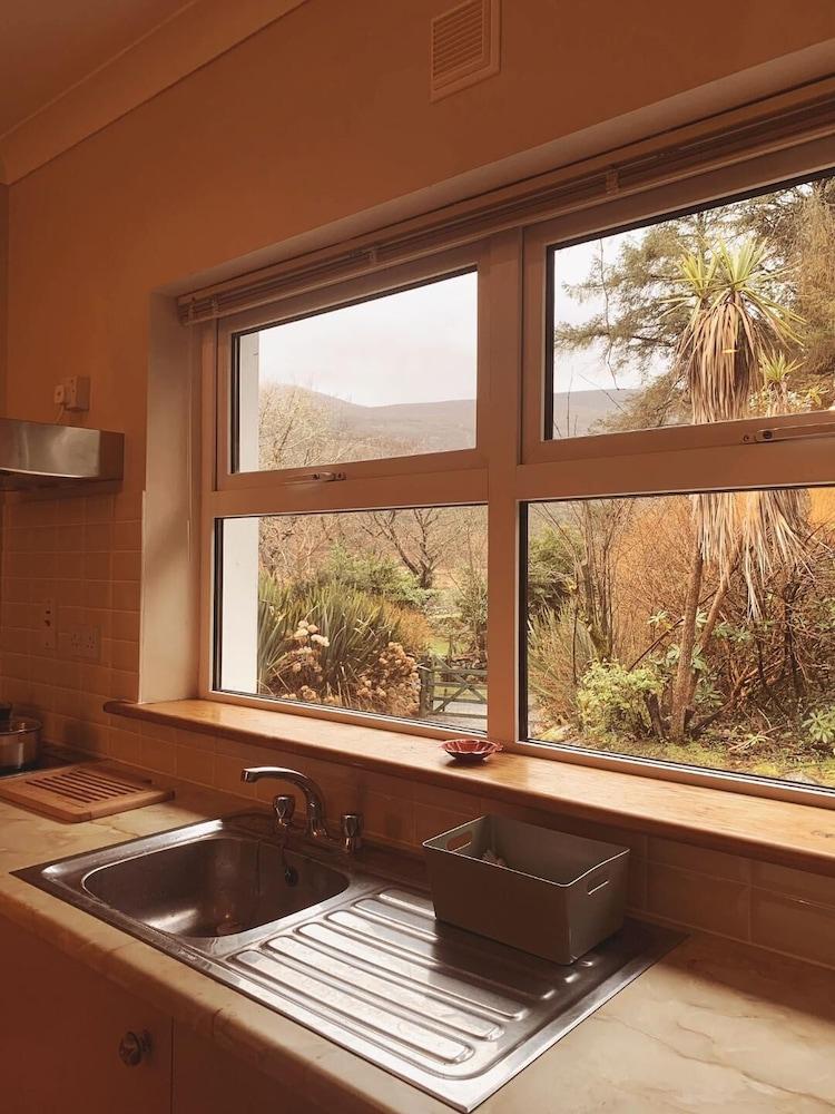 Mangerton Mountain Chalets