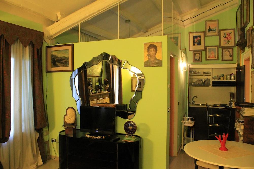 B&B The Home Villa Leonati