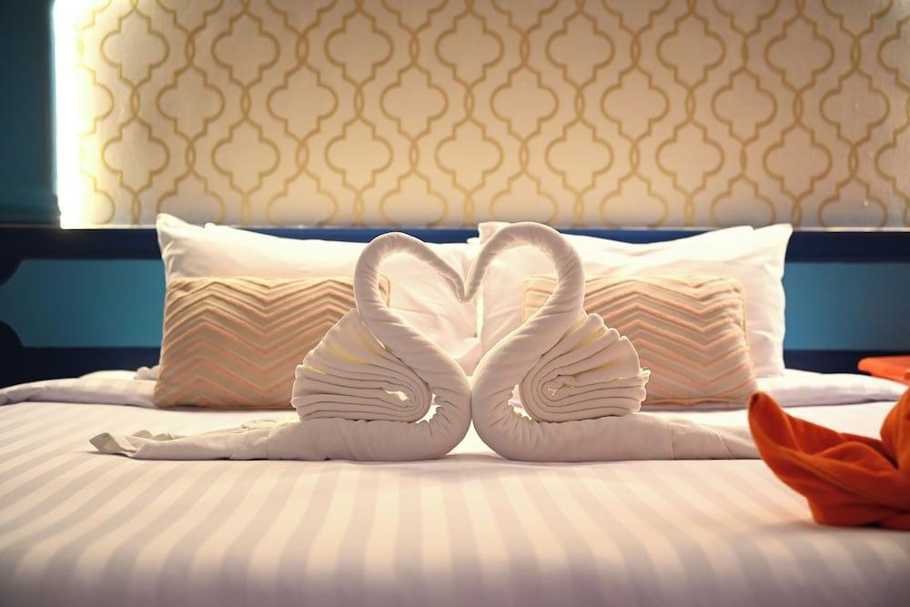 The Kiri Villas Resort