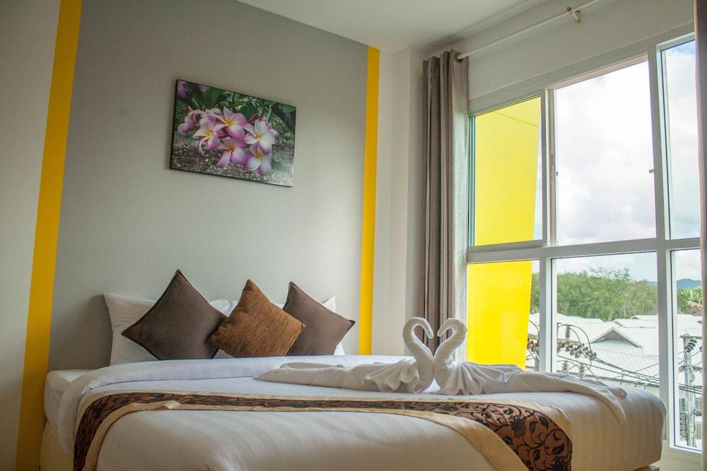 The Sunflower Holiday Hostel