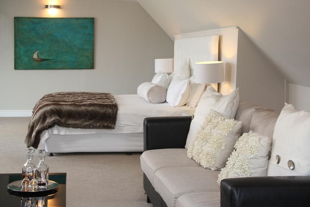 Ocean Eleven Guest House