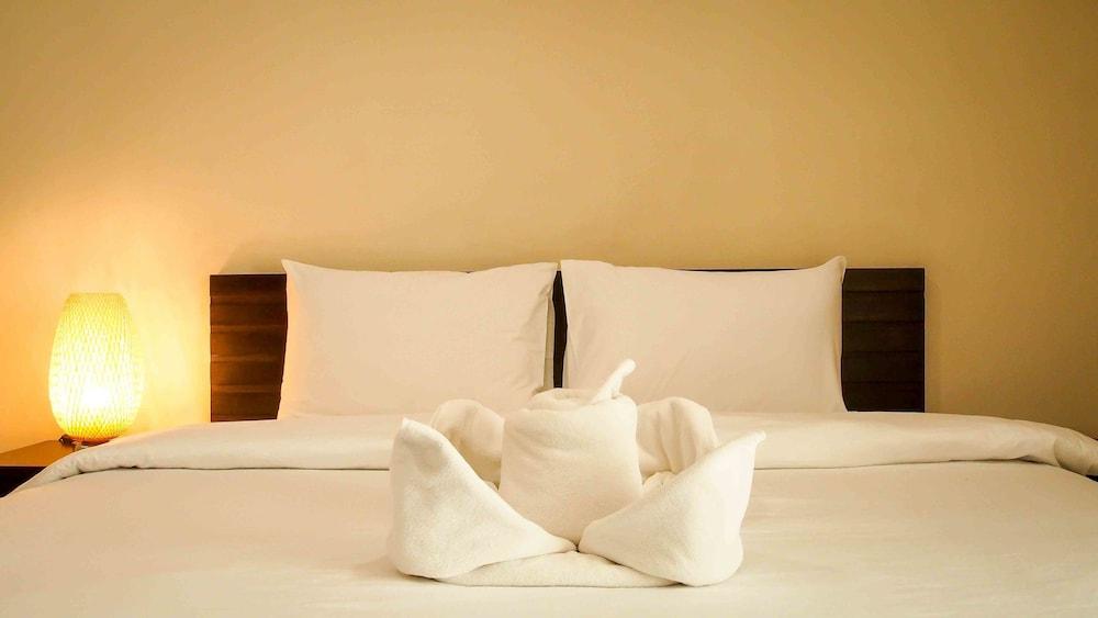 The Atrium Ratchada 13