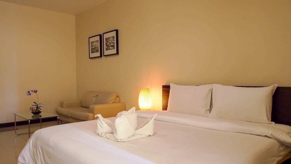 The Atrium Ratchada 13