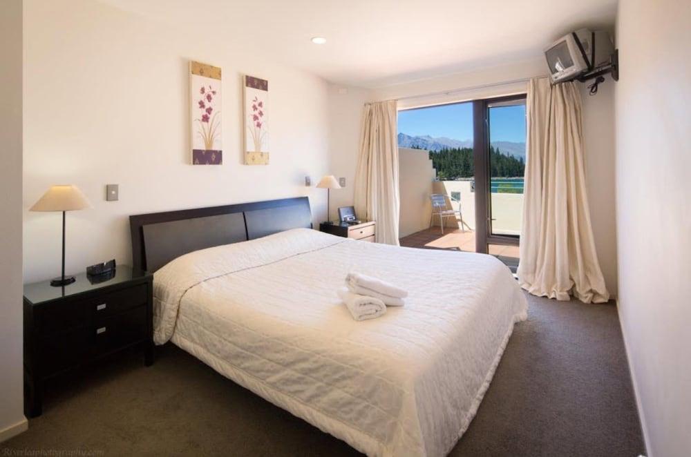 Lakefront Apartments