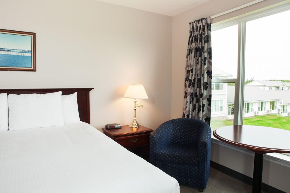 Brackley Beach Northwinds Inn and Suites