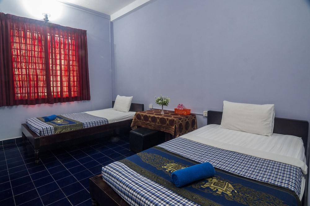 Lovely Jubbly Villa - Hostel