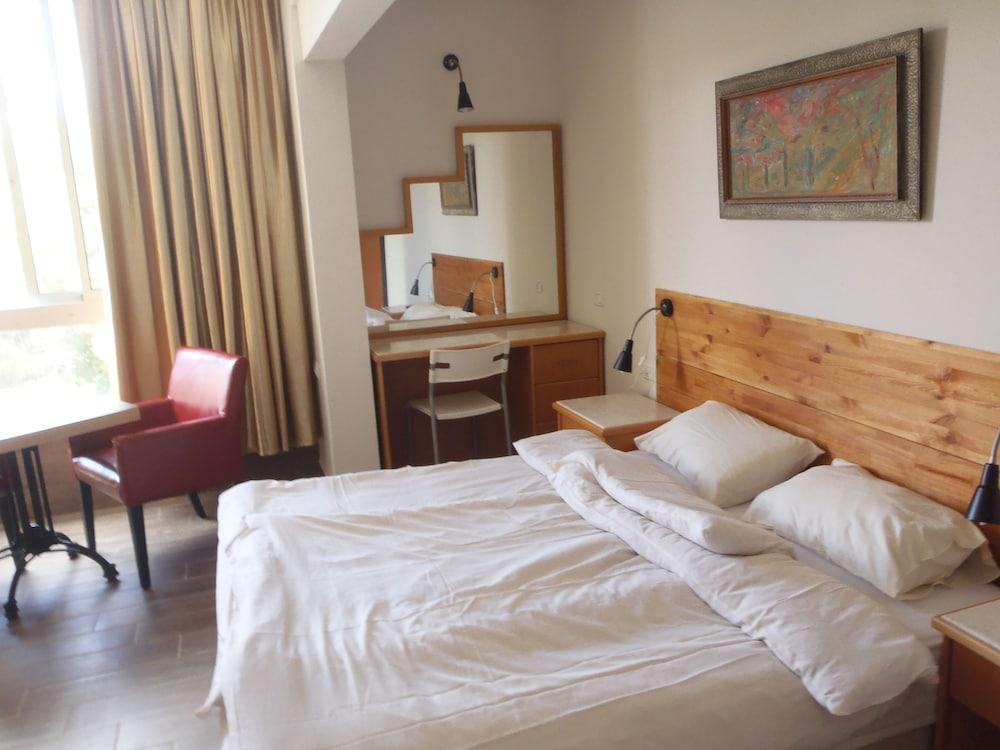 Marom Carmel Center Apartments