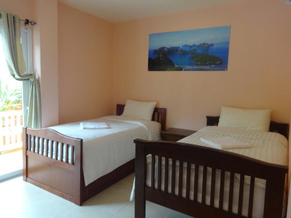 Moon Travel Guesthouse