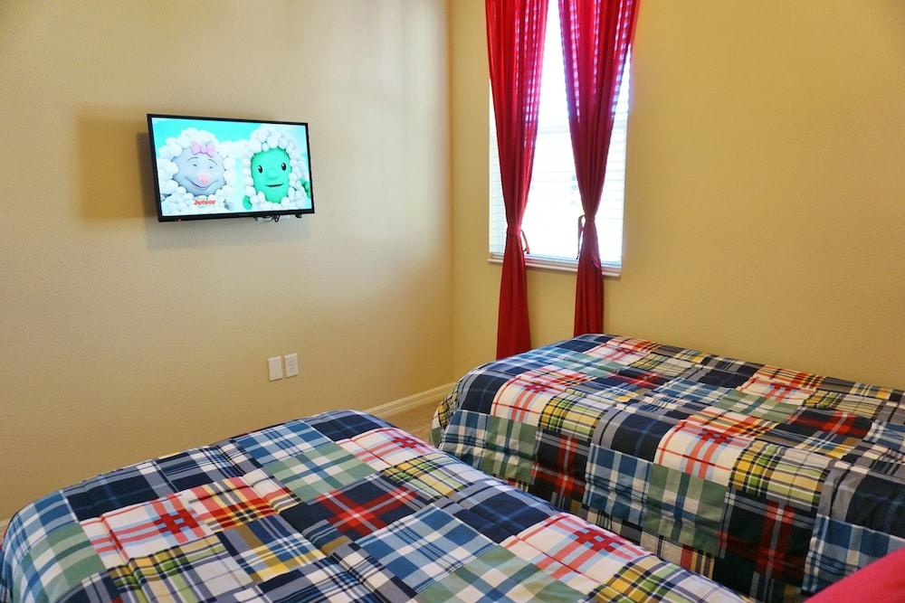 Crystal Cove by CozyKey Vacation Rentals