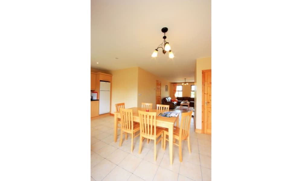 Ardgroom Leisure Village