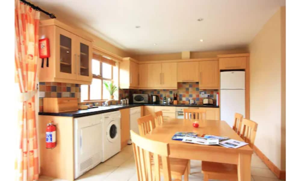 Ardgroom Leisure Village