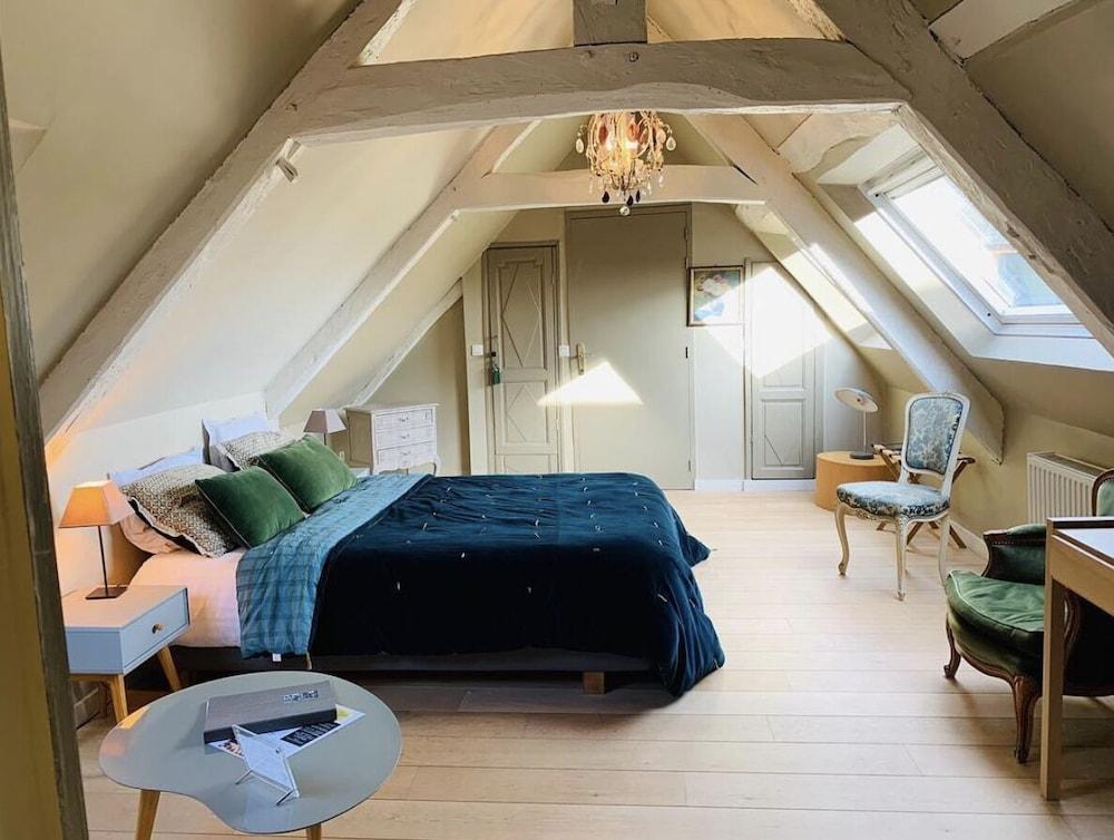 La Cour Sainte Catherine