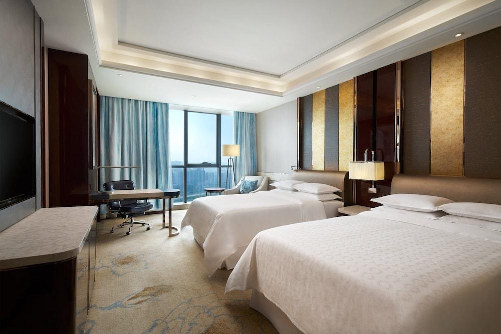 Sheraton Grand Zhengzhou Hotel