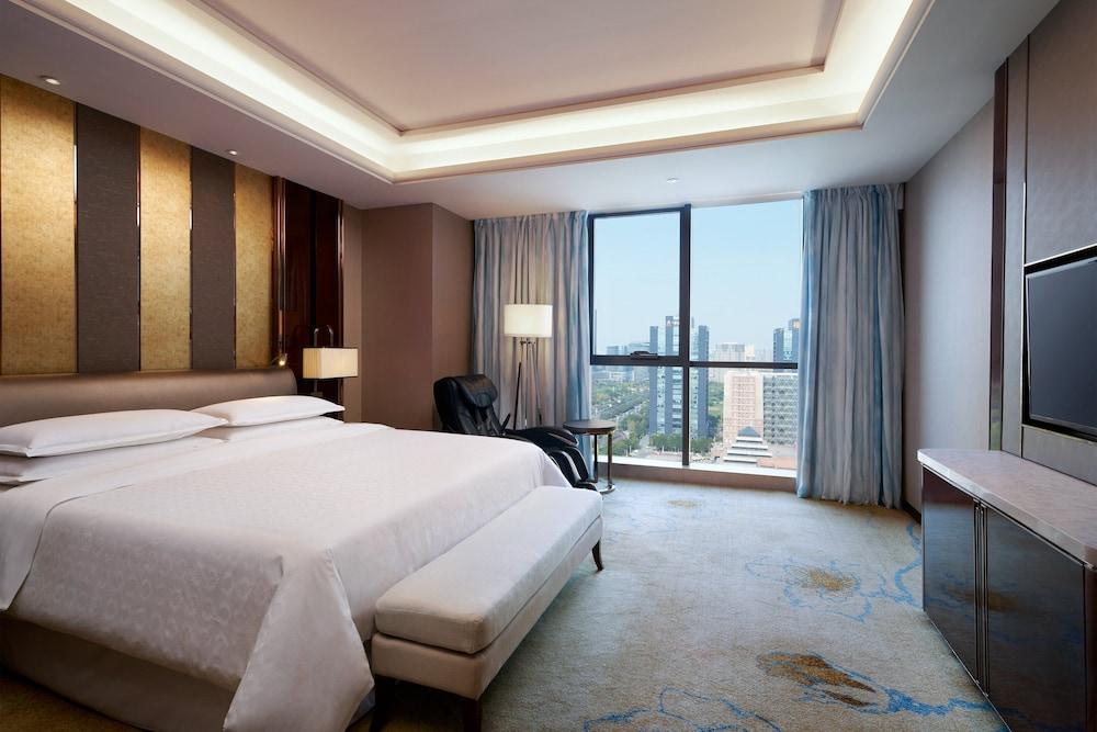 Sheraton Grand Zhengzhou Hotel