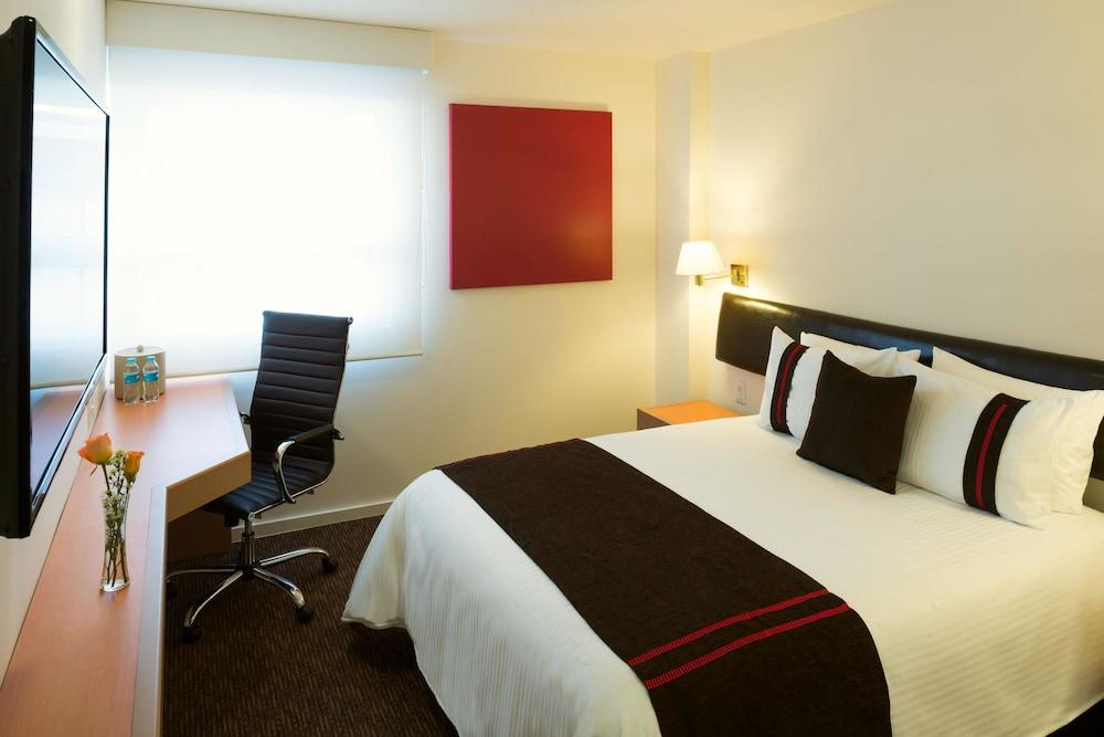 Hotel Misión Express Querétaro