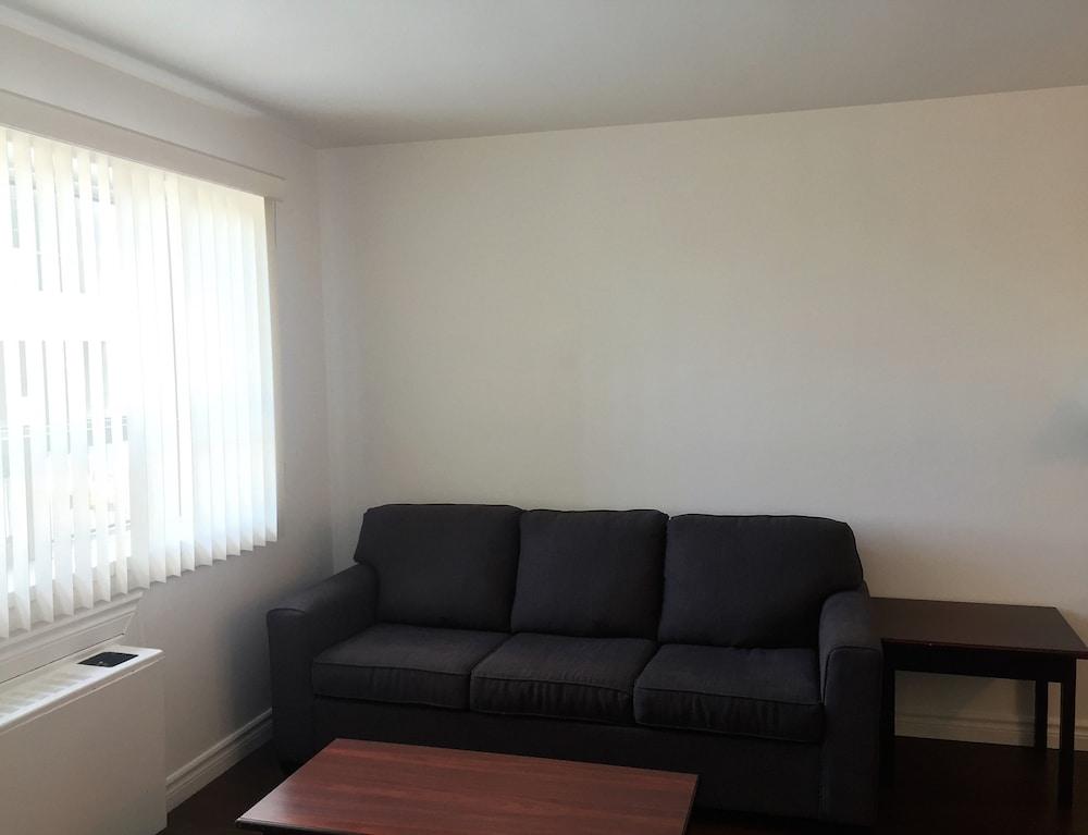 Duvernay Studios and Suites