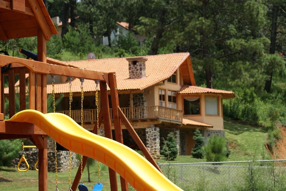 Bosque Escondido Hotel de Montaña