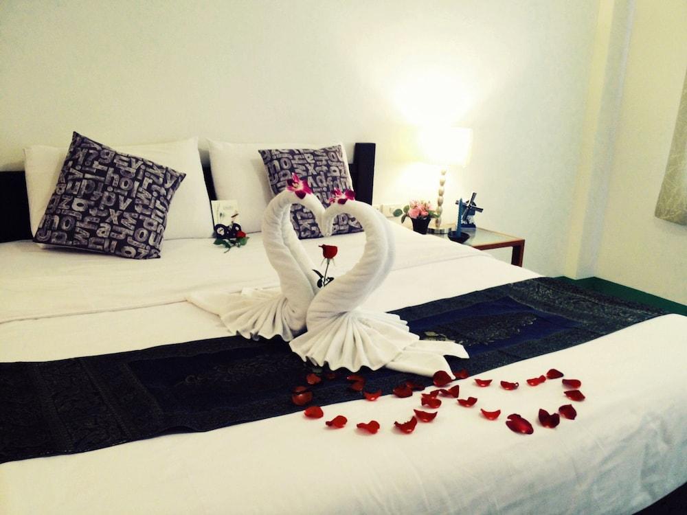 Bedtime Huahin Hotel