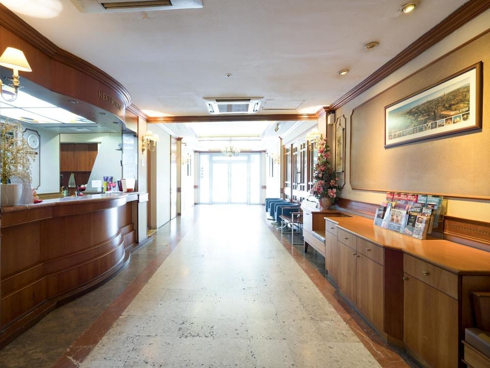 Four Chain View Hotel