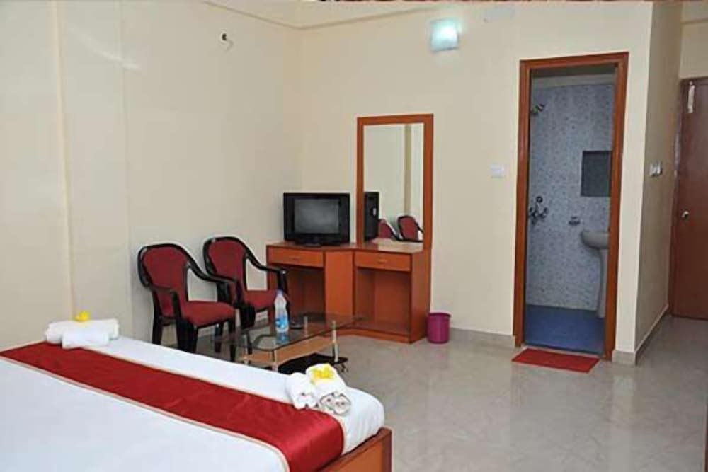 United-21 Beach View Mandarmoni