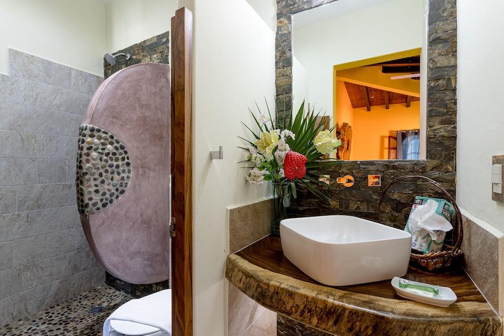 Hotel Suites La Hacienda