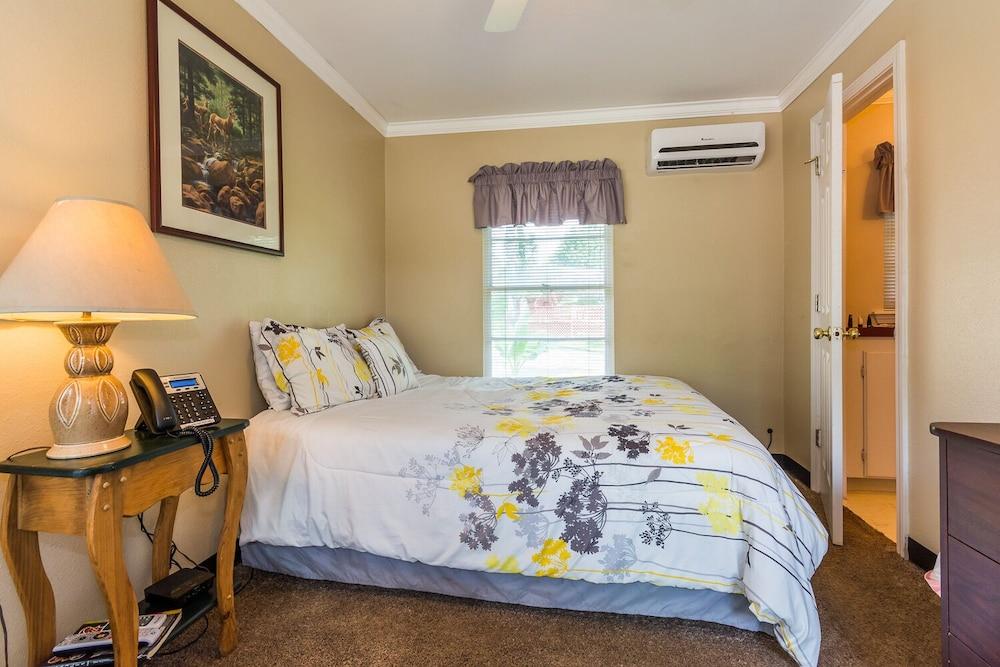 Lake Texoma Lodge and Resort