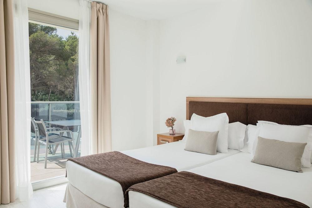 Portodrach Aparthotel & Suites