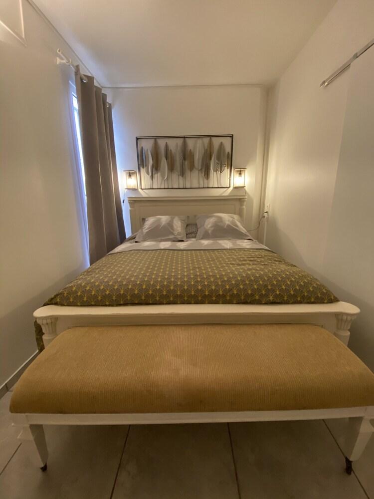 Idolem Residence, Vacation Home