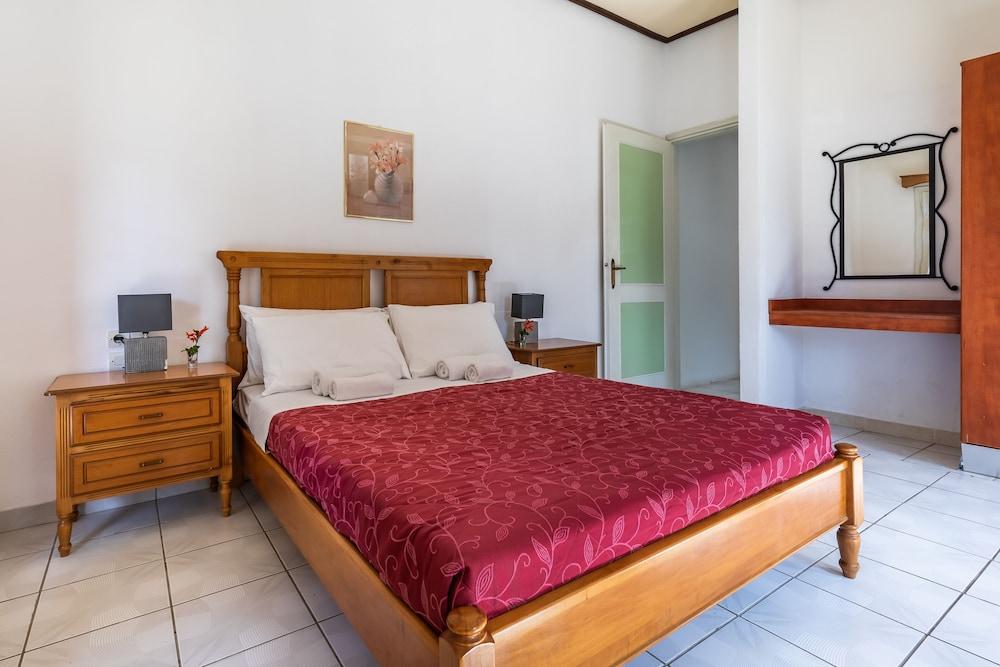 Elios Holidays Hotel