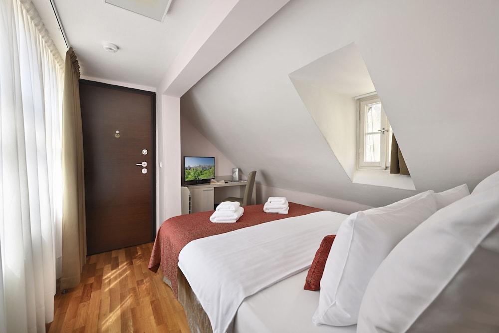 Boutique Residence by Little King