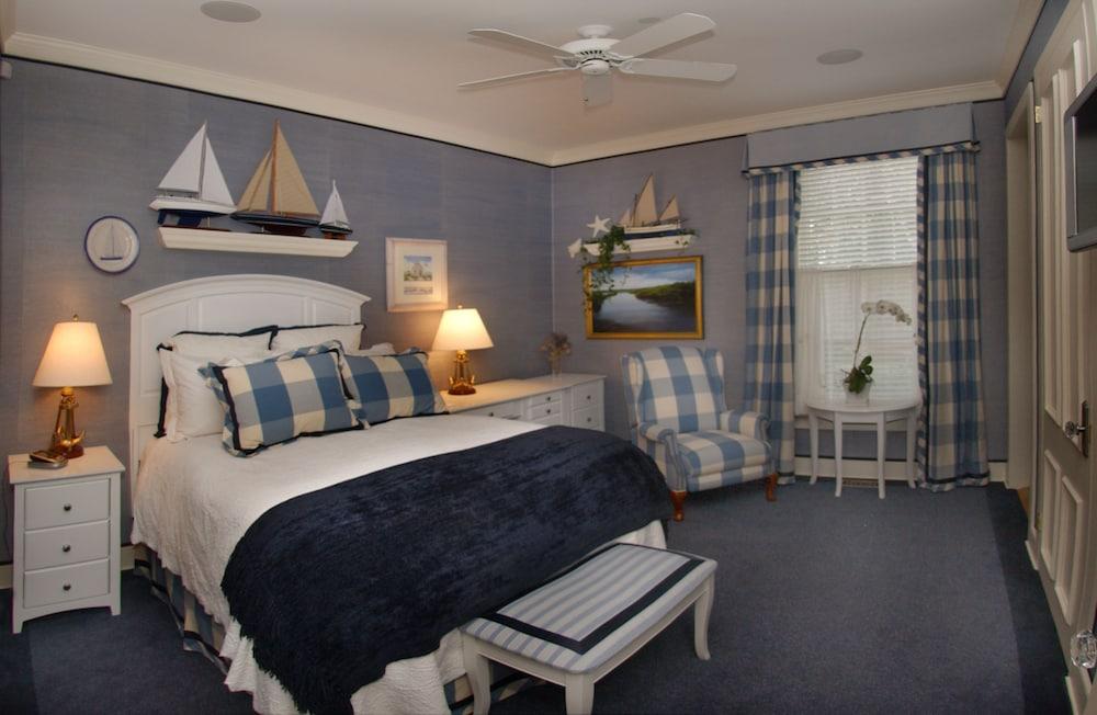 Jedediah Hawkins Inn