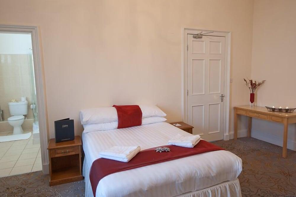 Windsor Street Apartments