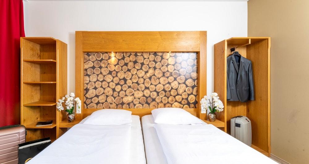 PLAZA INN Dachau - München