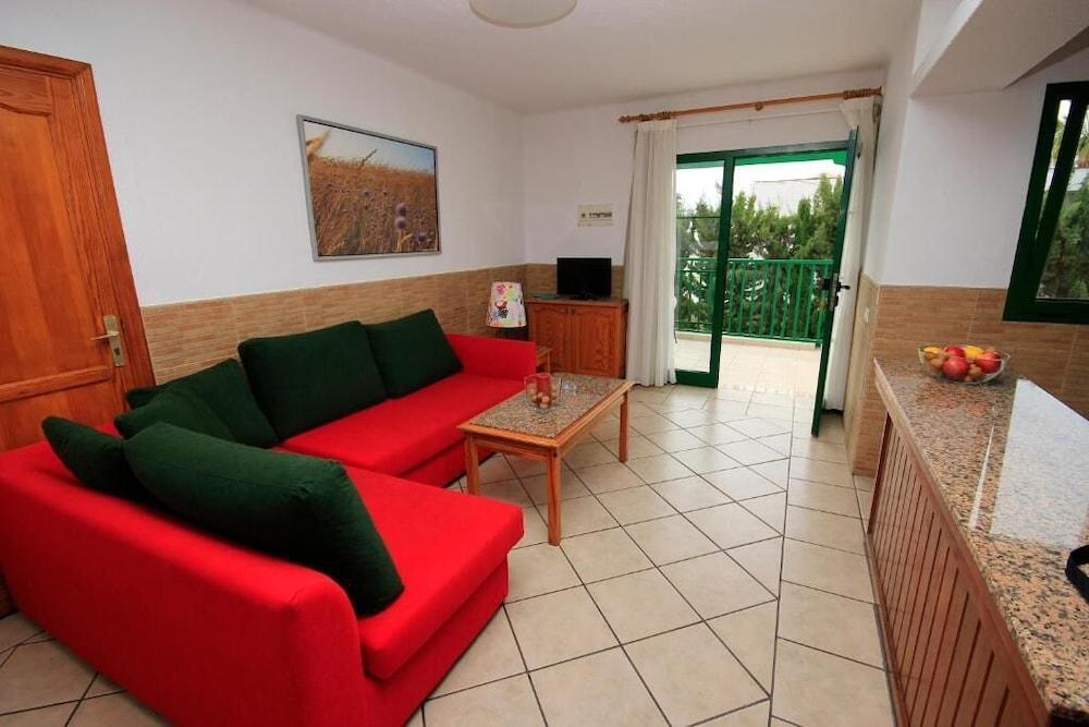 Apartamentos Acuario Sol