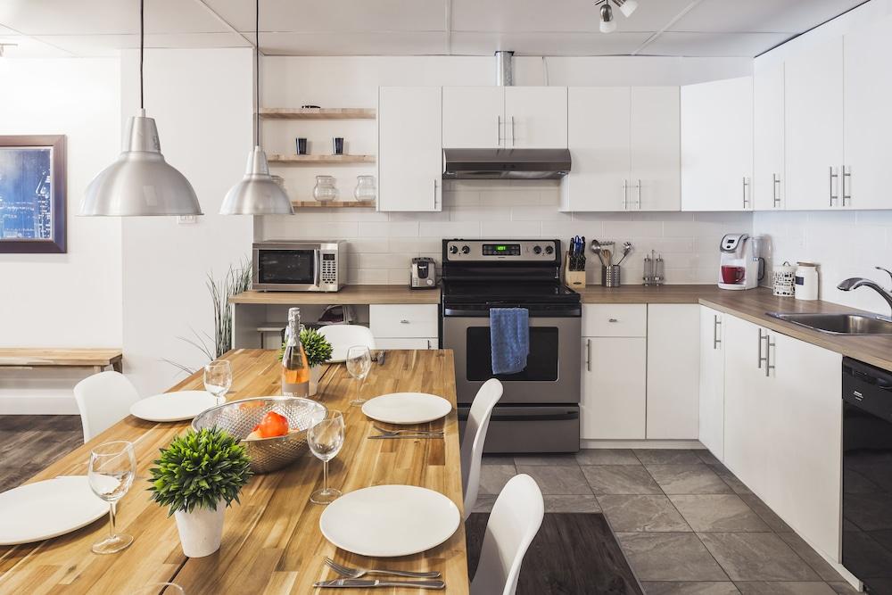 MTLVacationRentals - The Entertainer