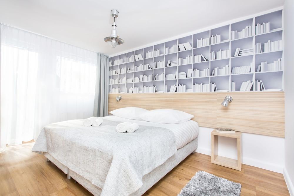 Smart Hotel Garnizon