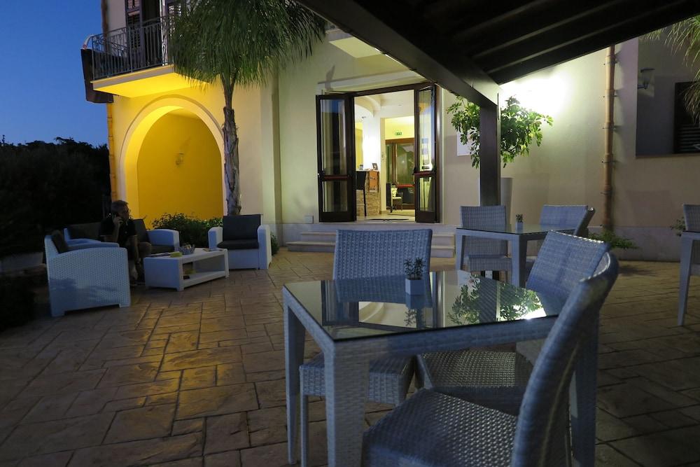 Trigrana Vacanze Hotel