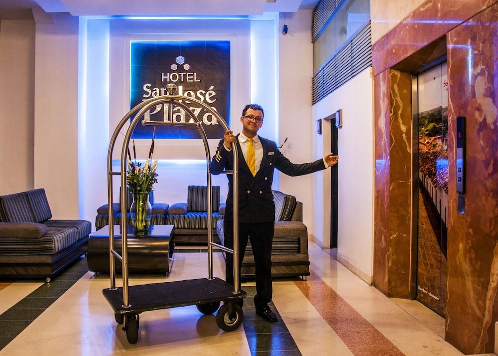 Hotel San Jose Plaza