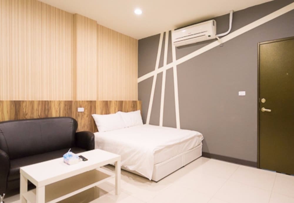 Feng Chia Dream Land