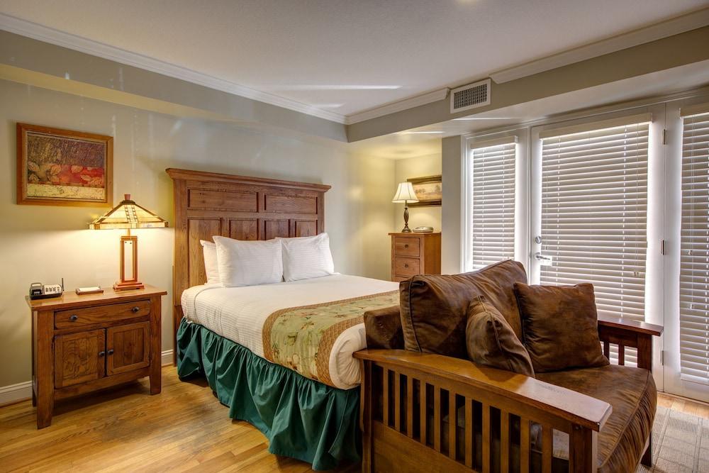 The Residences at Biltmore