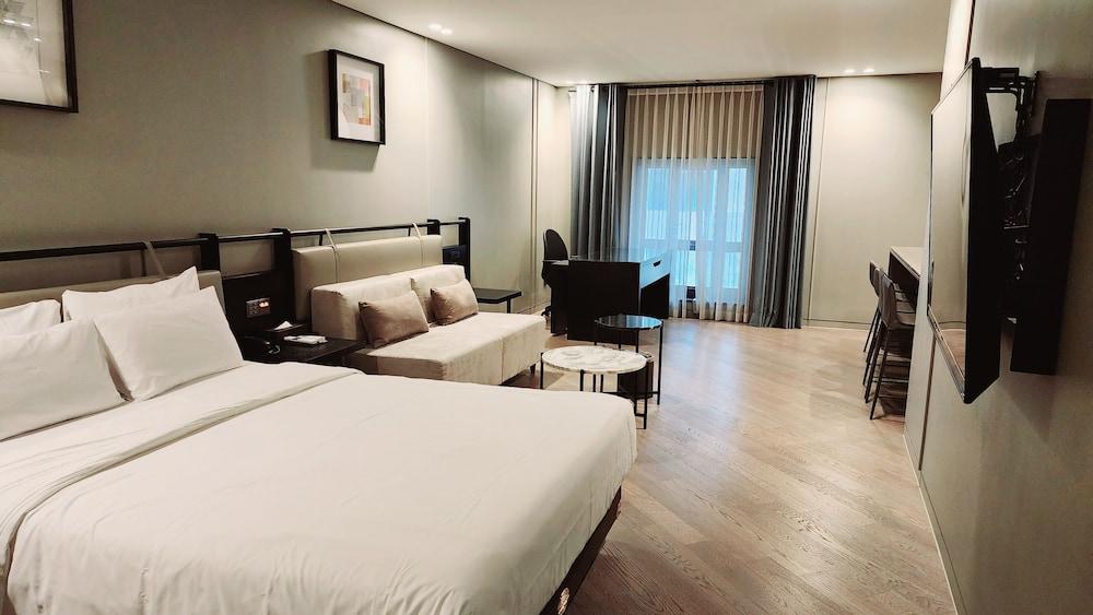 SR Suites Pangyo