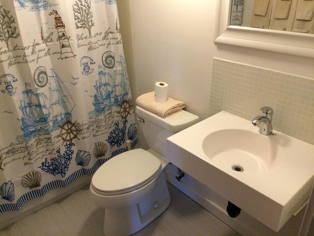 Kokanee Beach Resort Motel