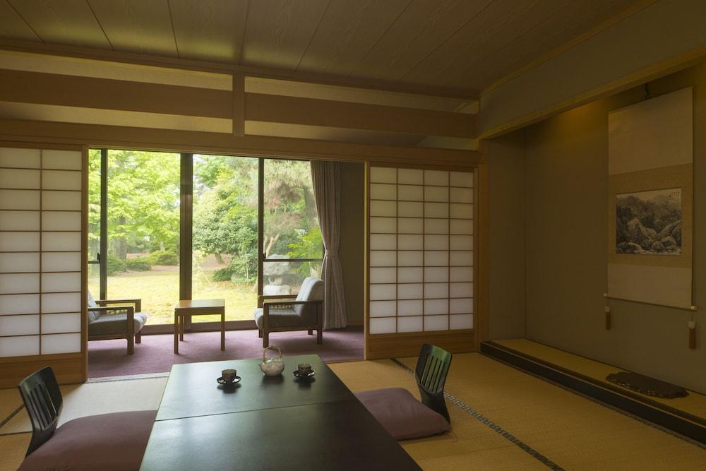 Ikuji Onsen TANAKAYA