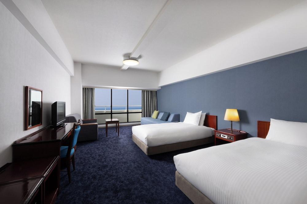 Mercure Kochi Tosa Resort & Spa