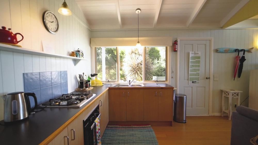 Bear Gully Coastal Cottages