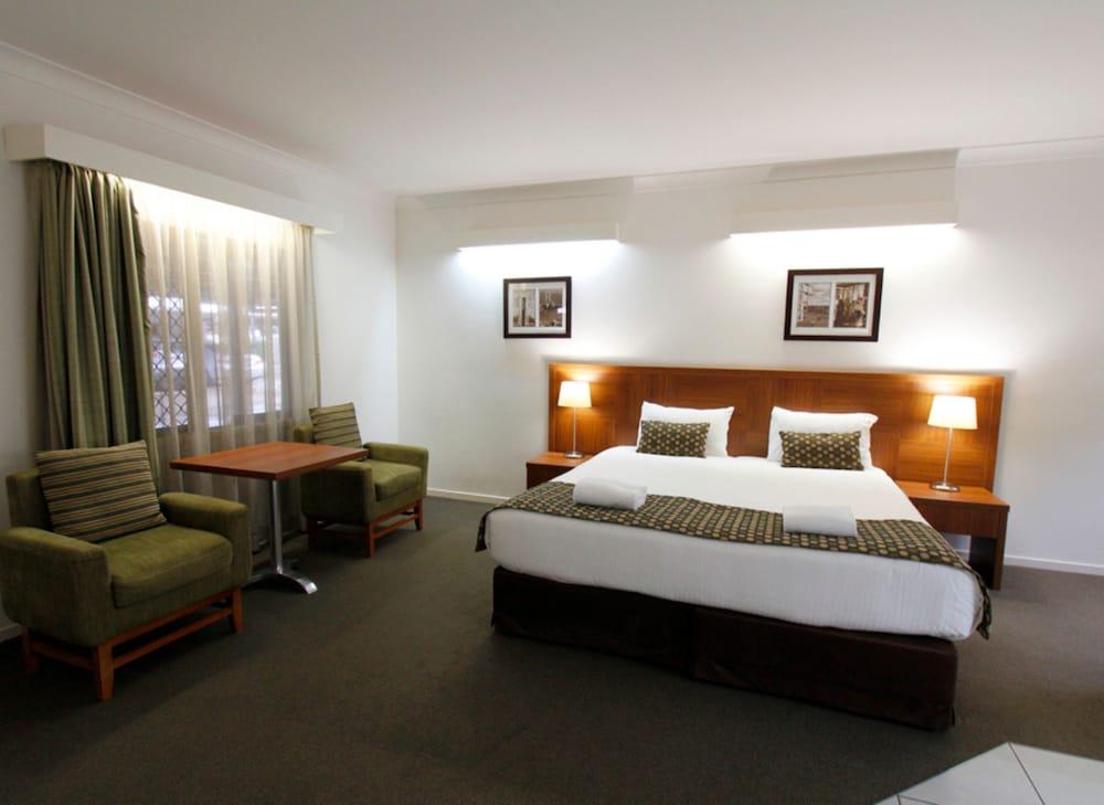 Chinchilla Downtown Motor Inn